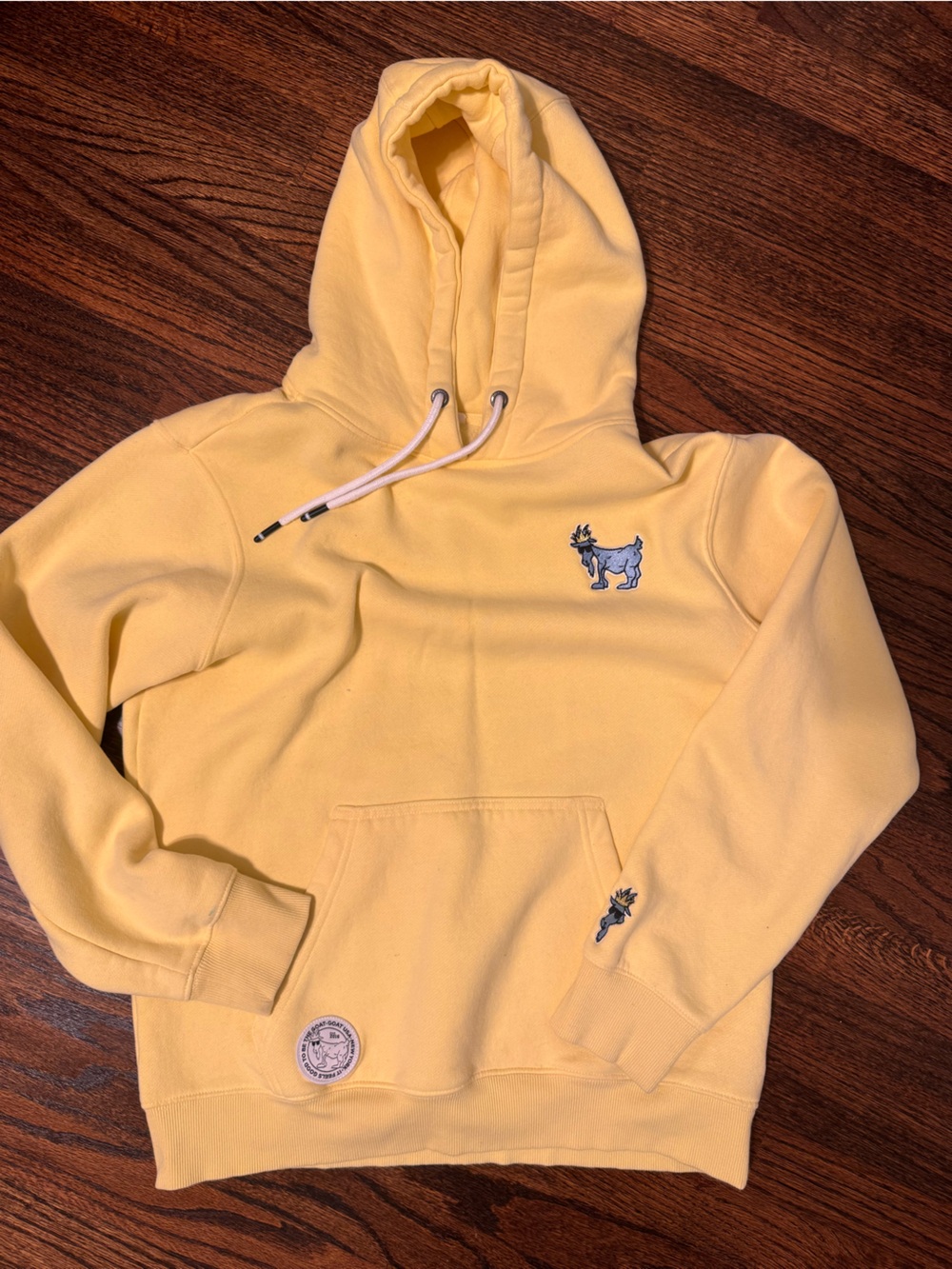 GOAT USA adult small hoodie - light yellow- excellent condition